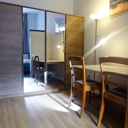 Corvin Point Rooms And Apartments Budapest Bagian luar foto