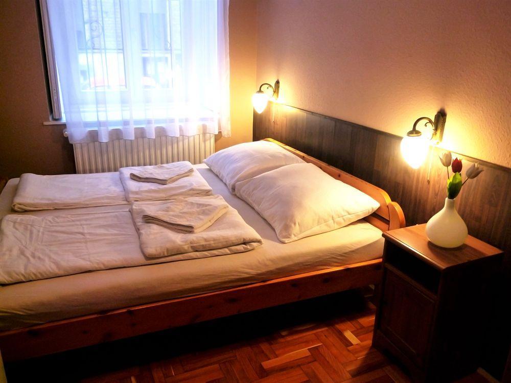 Corvin Point Rooms And Apartments Budapest Bagian luar foto