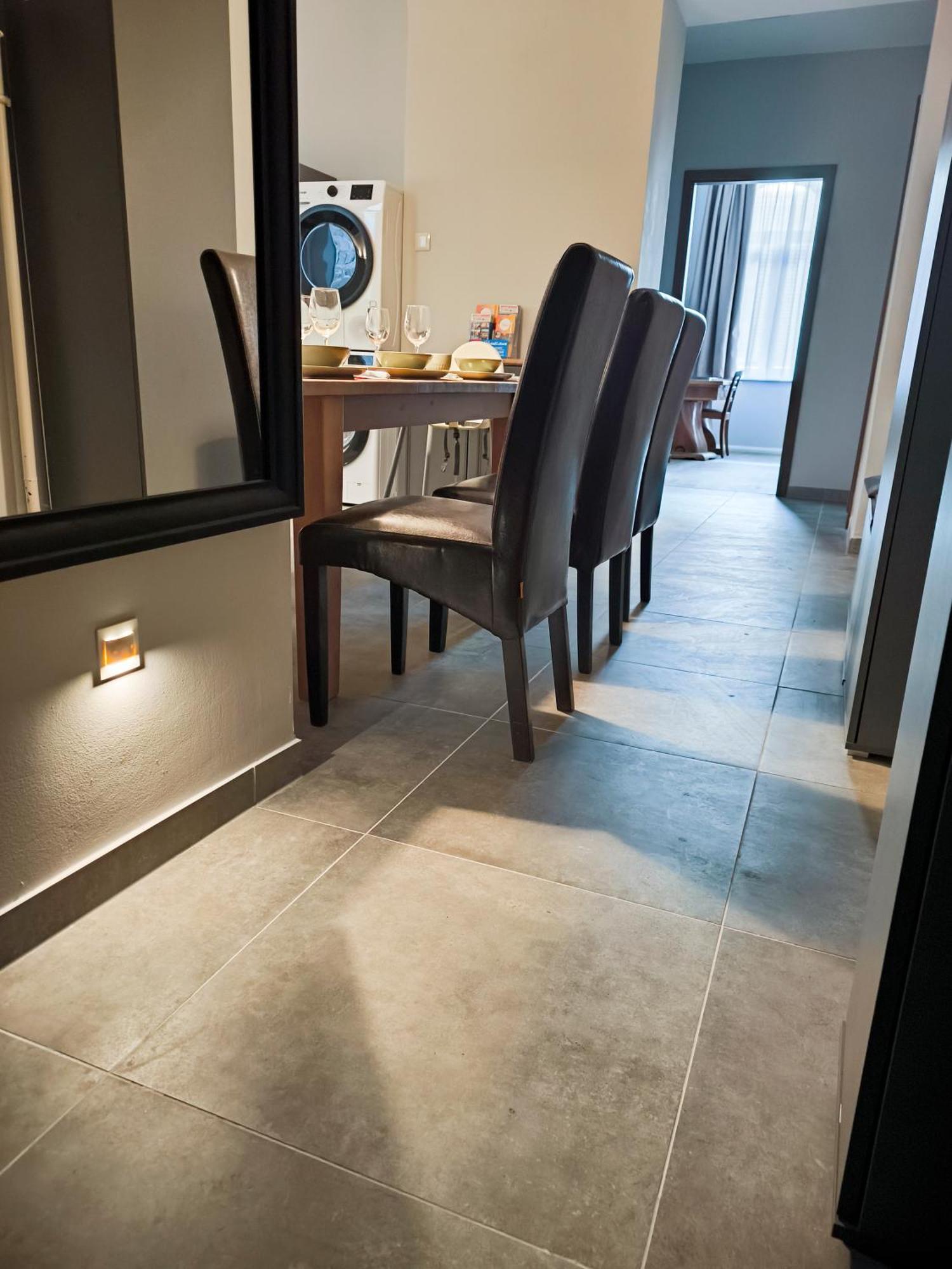 Corvin Point Rooms And Apartments Budapest Bagian luar foto