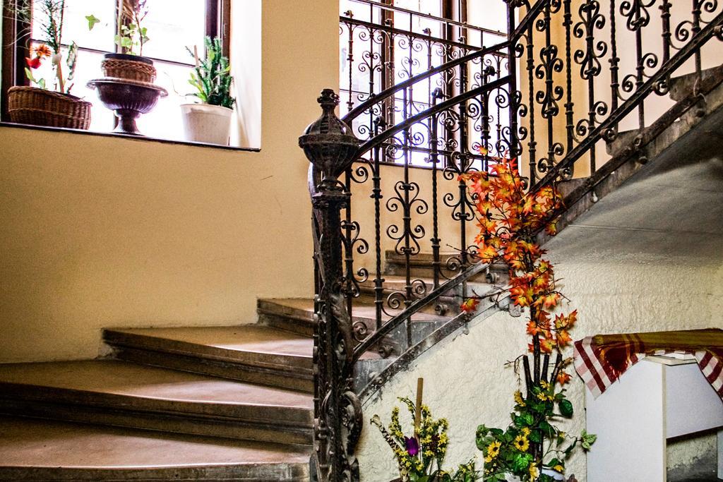 Corvin Point Rooms And Apartments Budapest Bagian luar foto