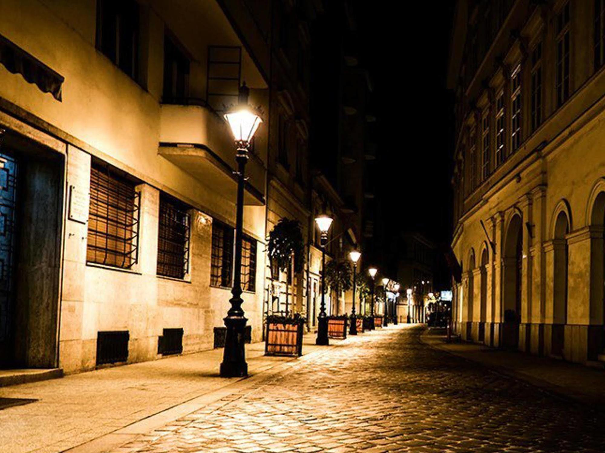 Corvin Point Rooms And Apartments Budapest Bagian luar foto