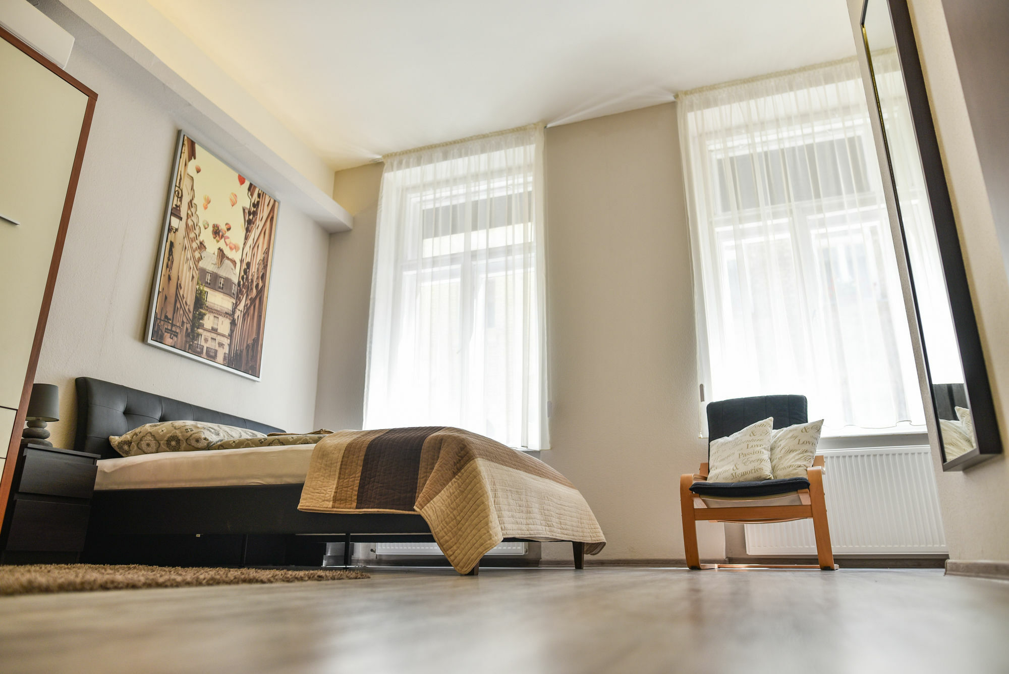 Corvin Point Rooms And Apartments Budapest Bagian luar foto