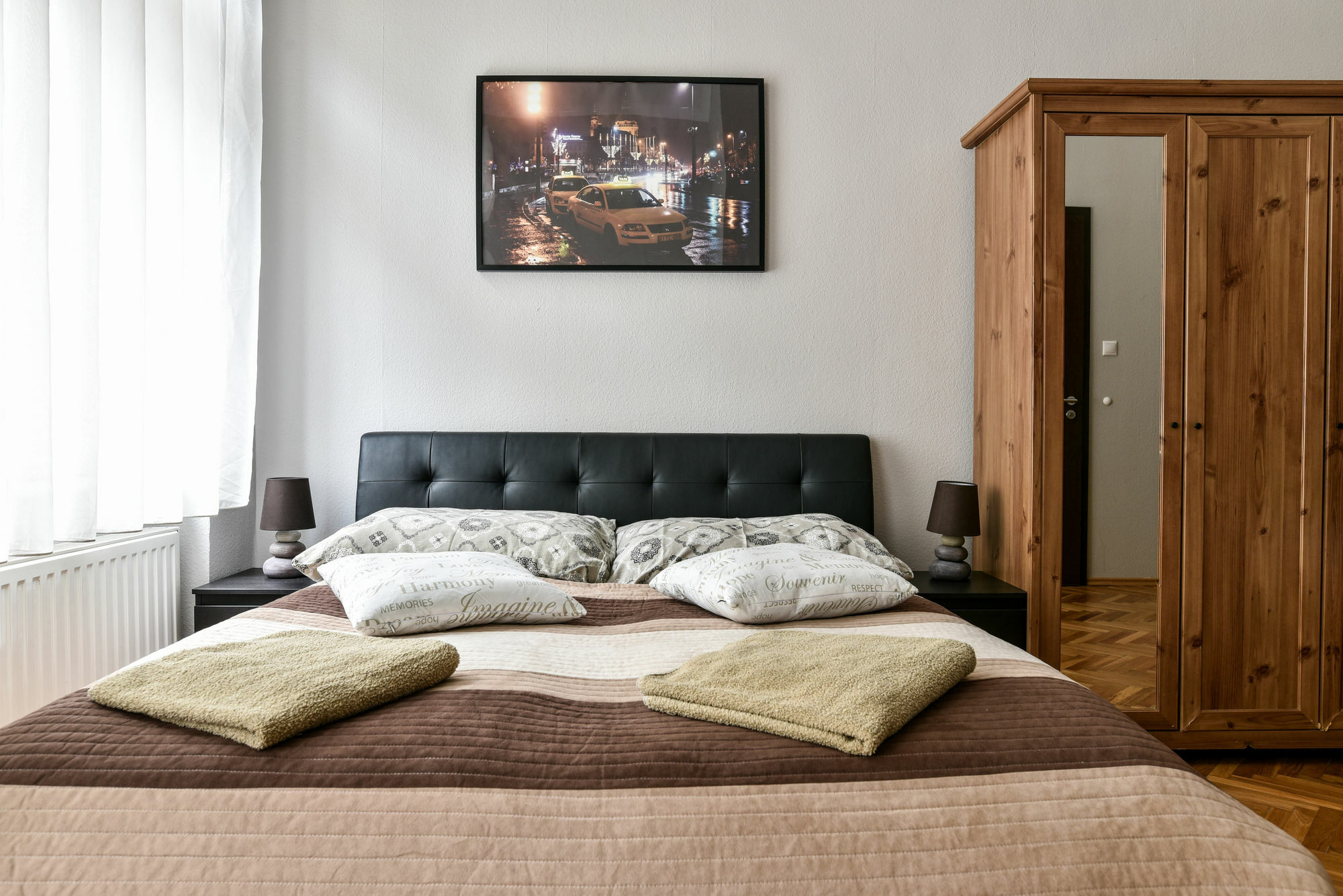 Corvin Point Rooms And Apartments Budapest Bagian luar foto